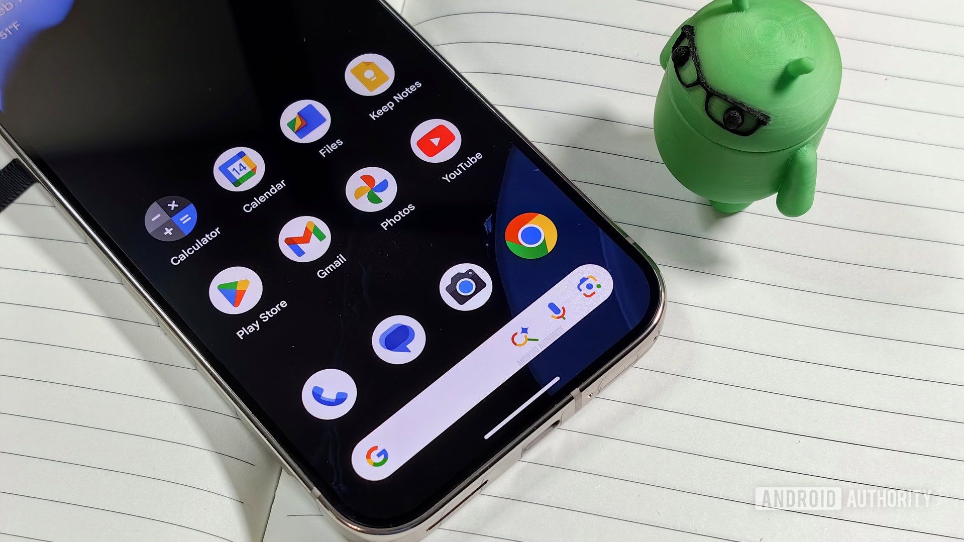 Google Tests New Segmented Pixel Launcher Search Bar with AI Mode ...