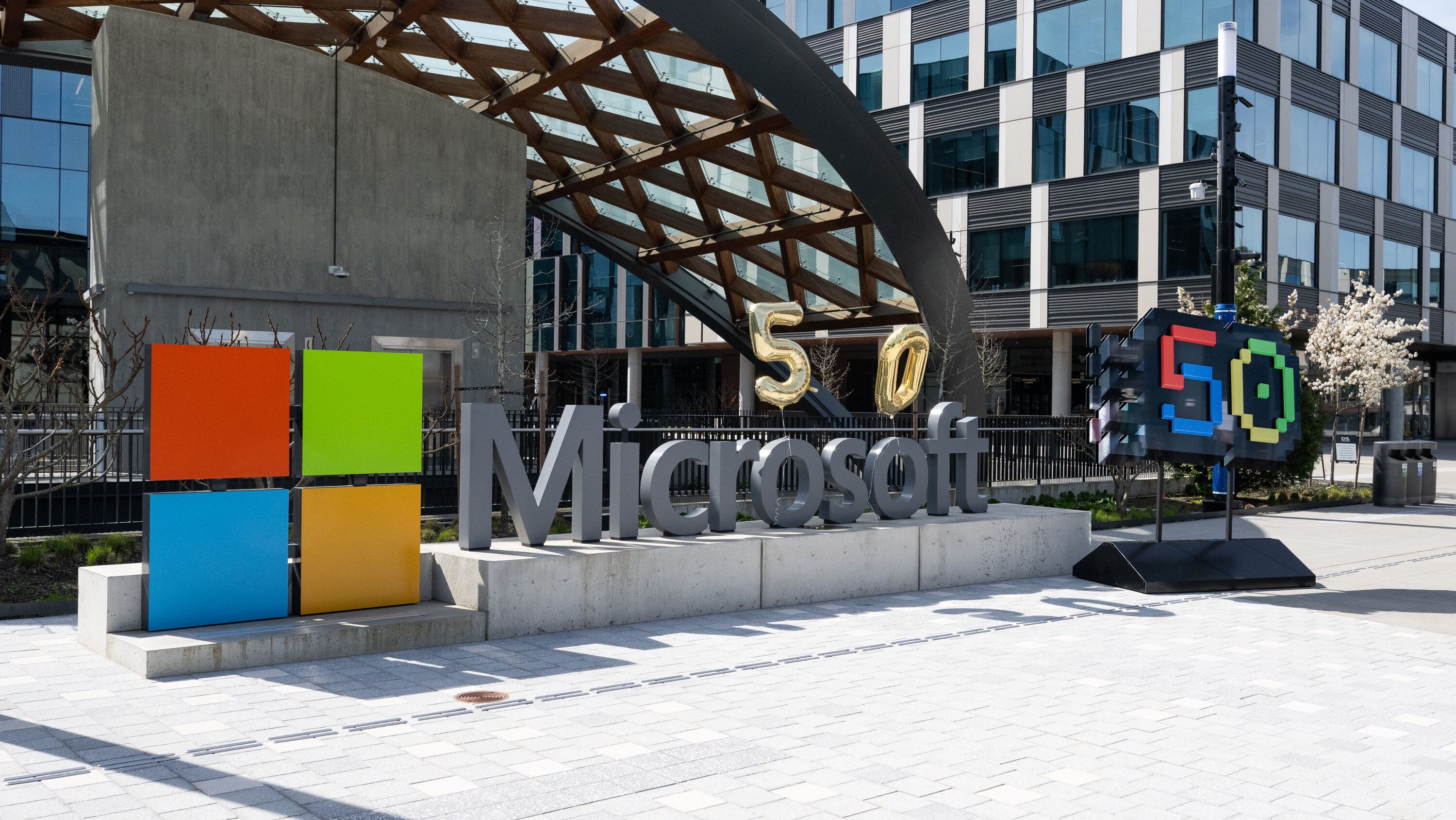 Microsoft's Record $35 Billion AI Investment Signals Infrastructure ...