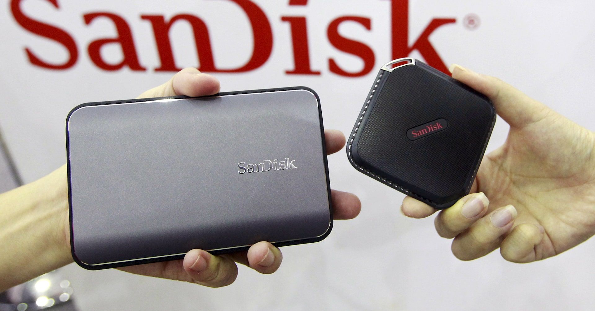 AI Demand Drives SanDisk, Western Digital Storage Boom