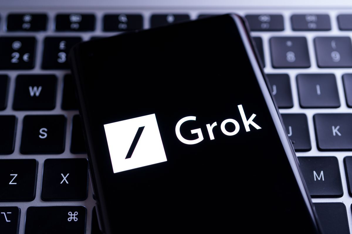 Grok AI Chatbot Launches Standalone iOS App, Expanding Beyond X Platform